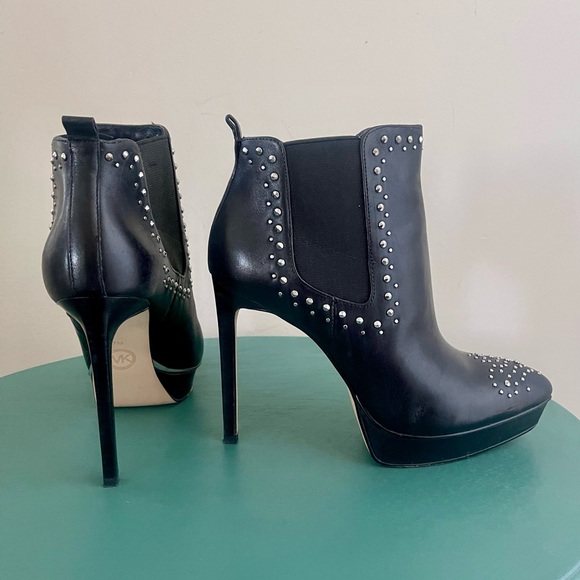 Michael Kors black platform boots with studs size 7M great condition org $350 - Picture 4 of 15